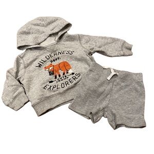 Carters Baby Boy 9 month Outfit Fox Sweater Jersey Shorts Set Clothing 4/$20 🛑